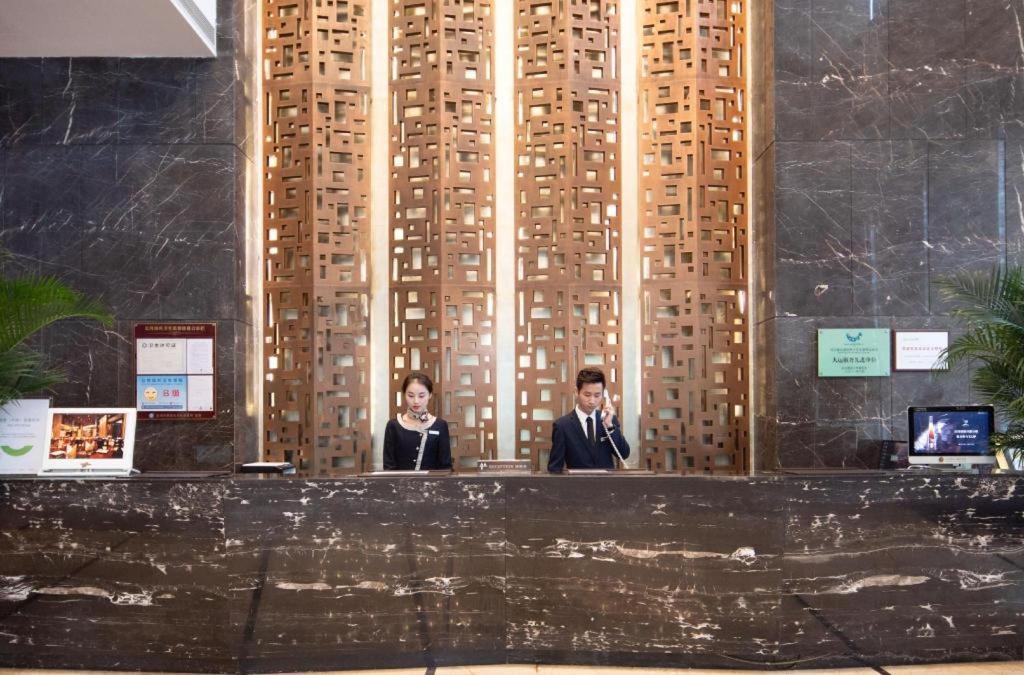 Shenzhen L.Gem Hotel Екстериор снимка